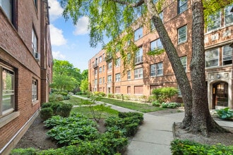 Building Photo - 1552 1/2 W Juneway Terrace