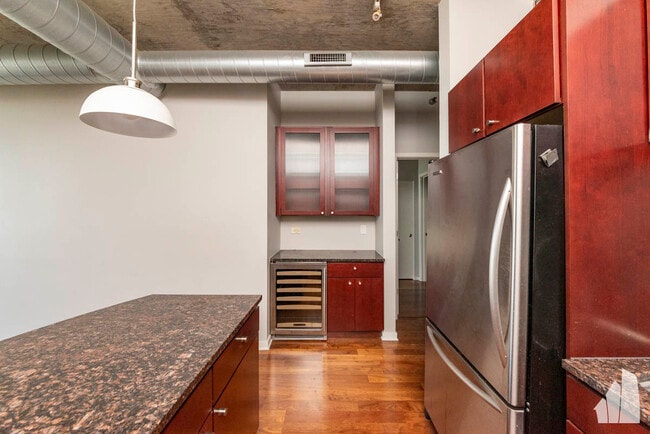 Building Photo - 700 N Larrabee St