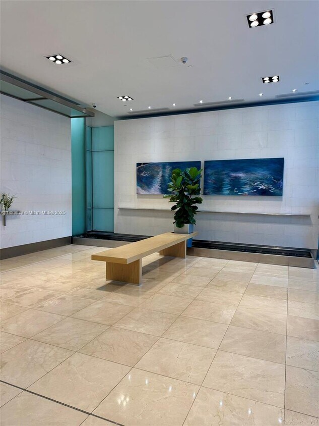 Foto principal - 2101 Brickell Ave