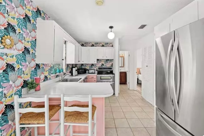 Building Photo - 237 Hibiscus Dr