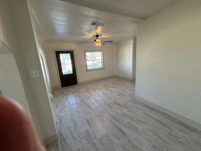 Foto del edificio - 2607 Davis St