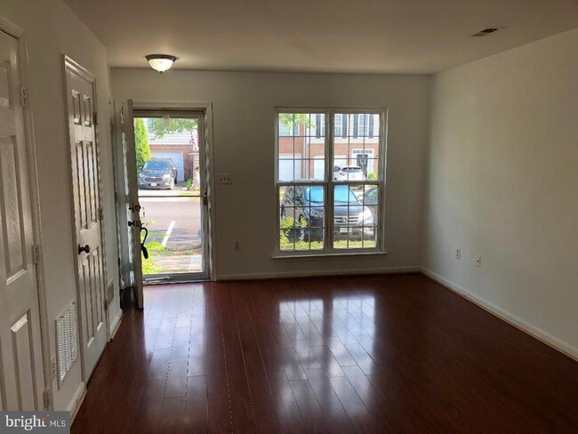 Foto del edificio - 42994 Beachall St