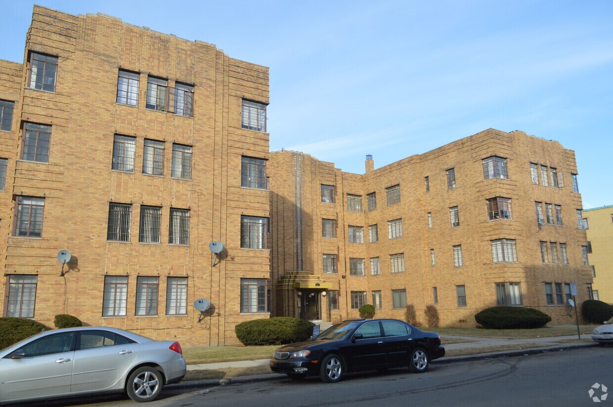 950 Whitmore Apartments in Detroit, MI