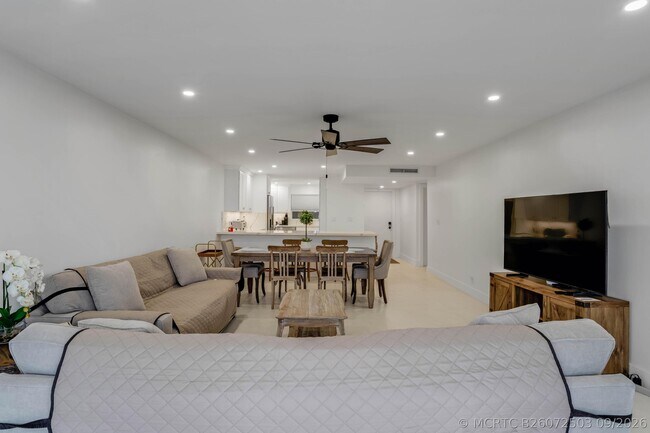 Foto del edificio - 401 Briny Ave