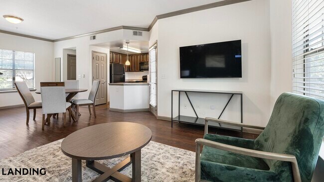 Foto del edificio - 3232 N Garland Ave