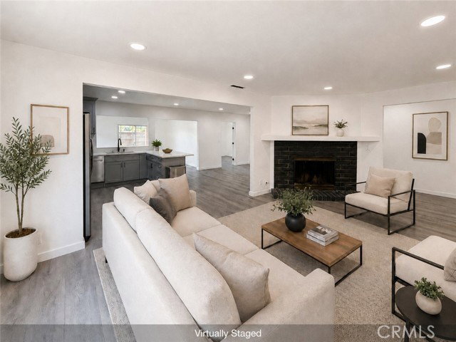 Building Photo - 2512 W Fulcrum Pl