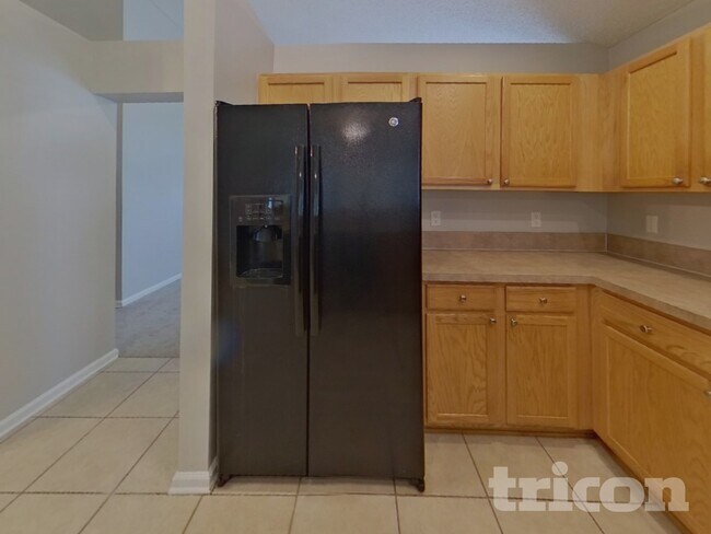 Foto del edificio - 1104 Cherry Point Way