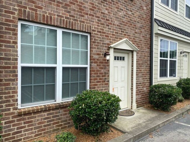 Foto del edificio - East Nashville Townhome For Rent!