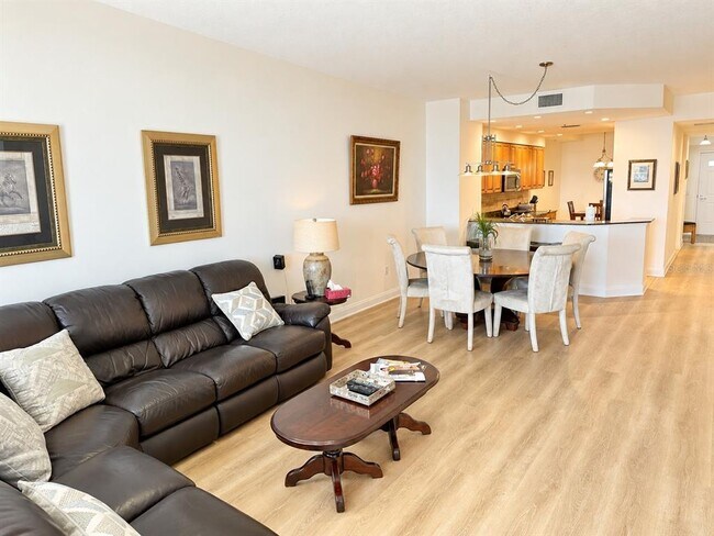 Foto del edificio - 615 Riviera Dunes Way