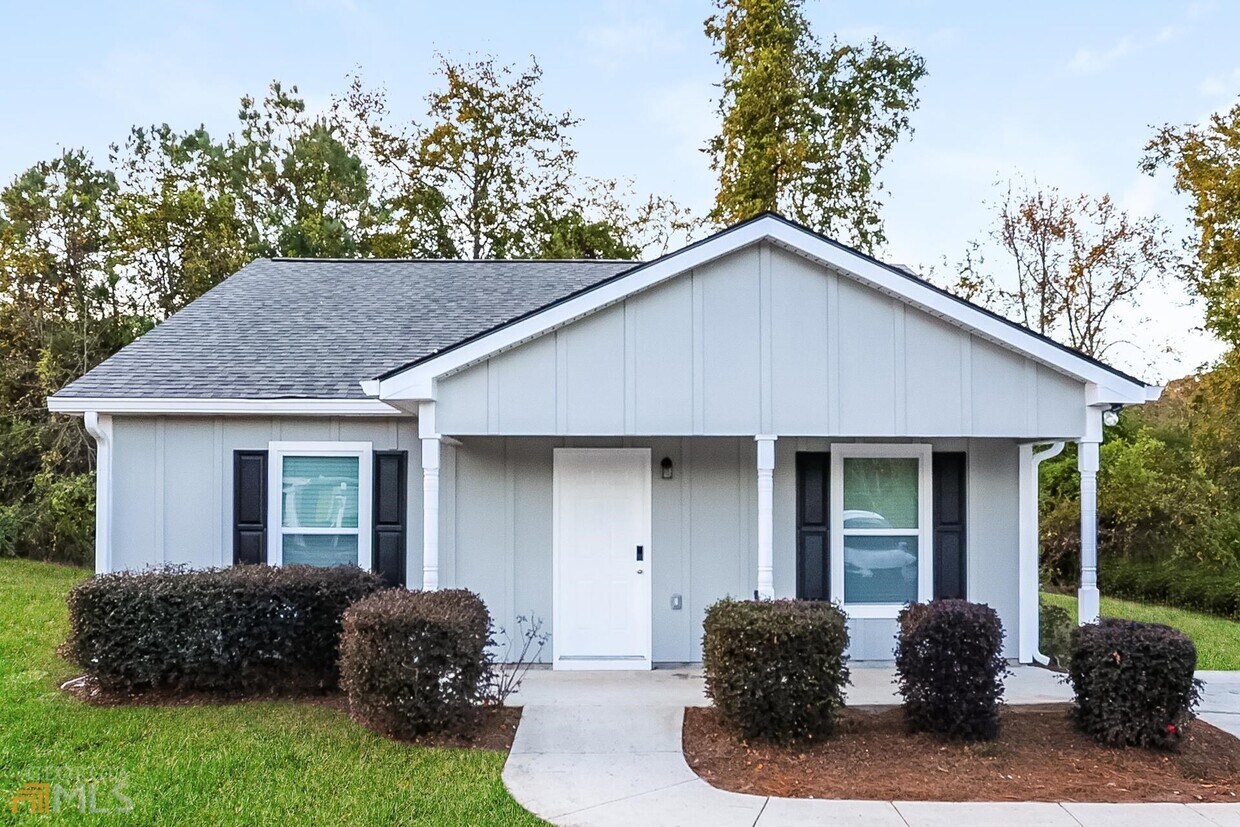 6988 Satterlee Woods Ln, Austell, GA 30168 House Rental in Austell, GA