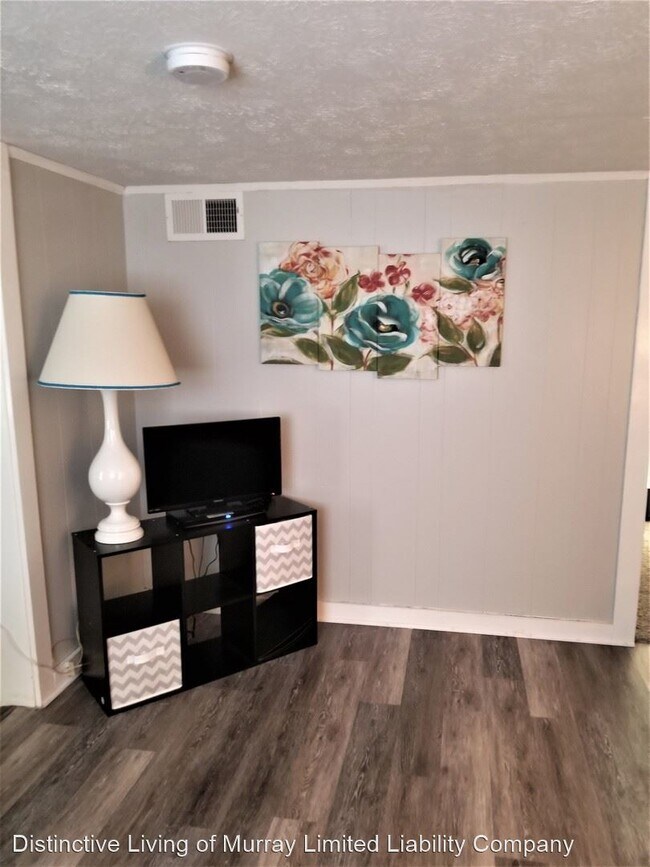 Foto del edificio - 1615-1619 Farmer Ave