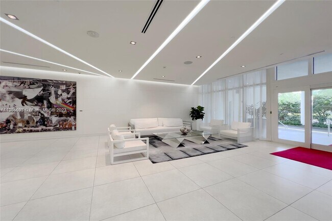 Foto del edificio - 4250 Biscayne Blvd