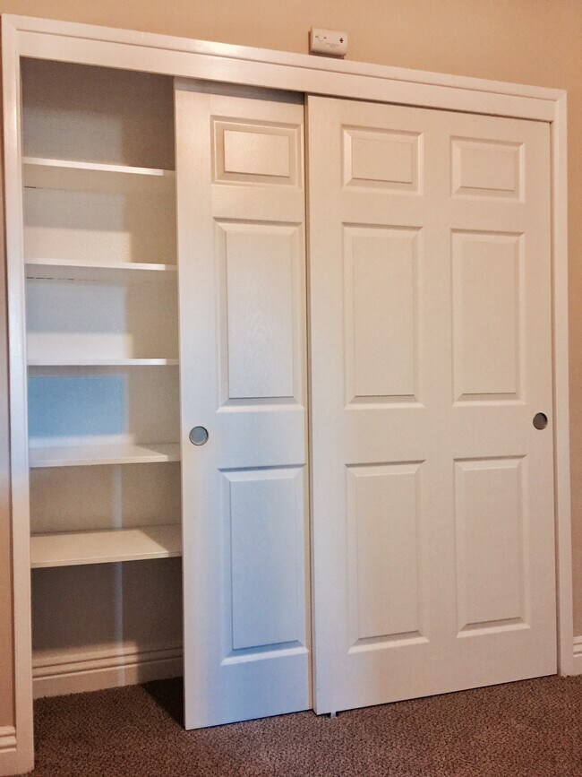 Building Photo - 730 Casanova Ave