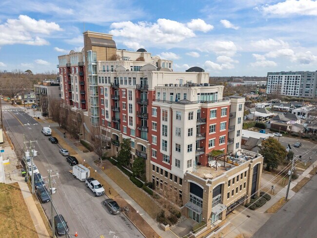 Foto del edificio - 618 N Boylan Ave