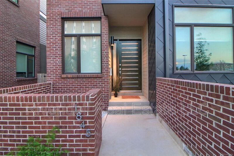 Primary Photo - 1835 East Jewell Ave