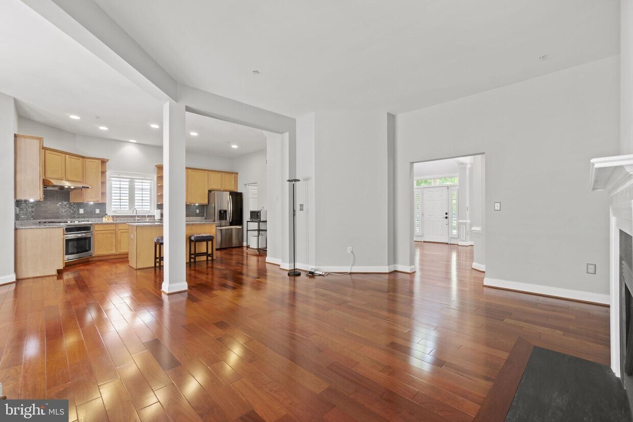 1106 Pleasant Cir, Rockville, MD 20850 House Rental in Rockville, MD