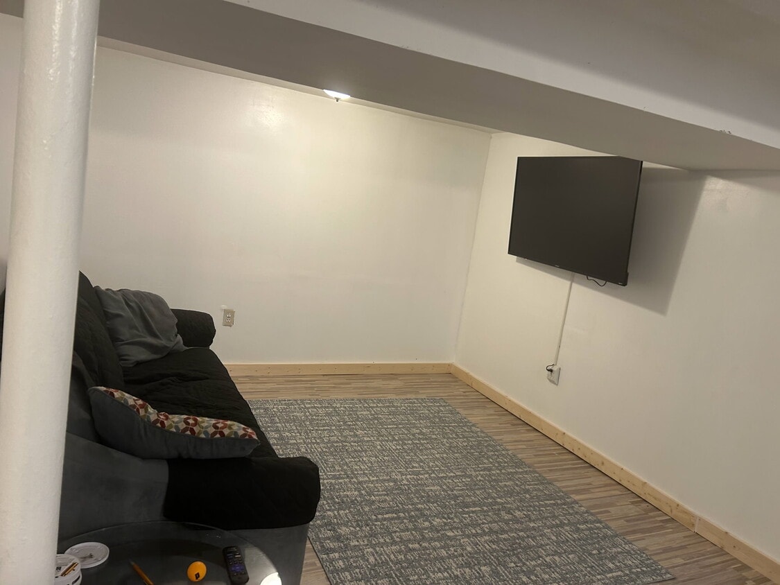 Downstairs living room - 1425 Harry St
