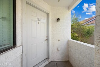 Building Photo - 3065 N 67th Ave