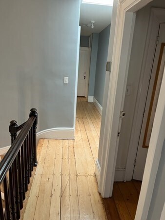 Building Photo - 42 Putnam Ave