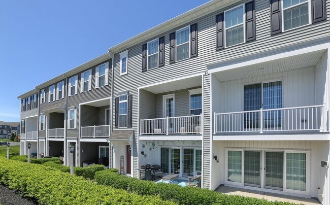 Building Photo - 3253 Mateer Ln