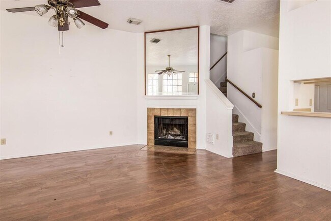Foto del edificio - 8888 Benning Dr