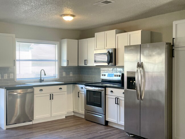 Foto del edificio - 11815 Greensbrook Forest Dr