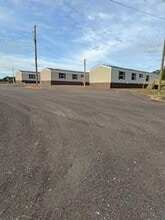 Building Photo - 517 Copeland Rd