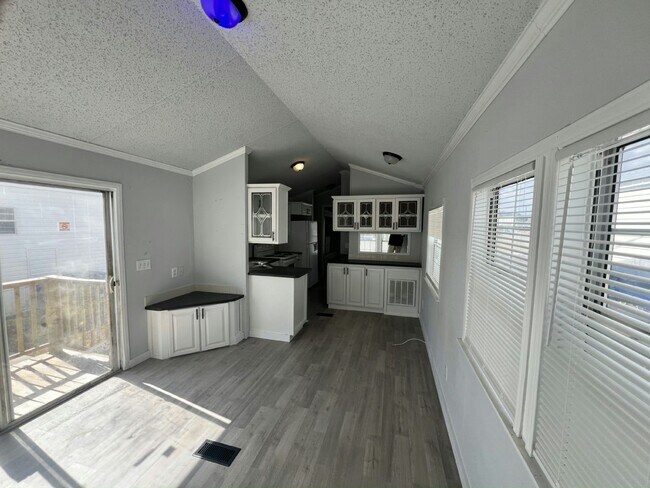 Foto del edificio - 1117 Chicago Bulls St