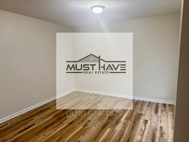 Foto del edificio - 15 Harvest Ridge Dr