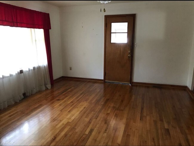 Building Photo - 4208 Cogswell Ave