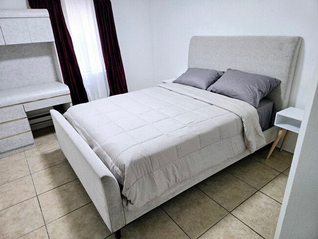 Bedroom 2 - 26 Cambridge St