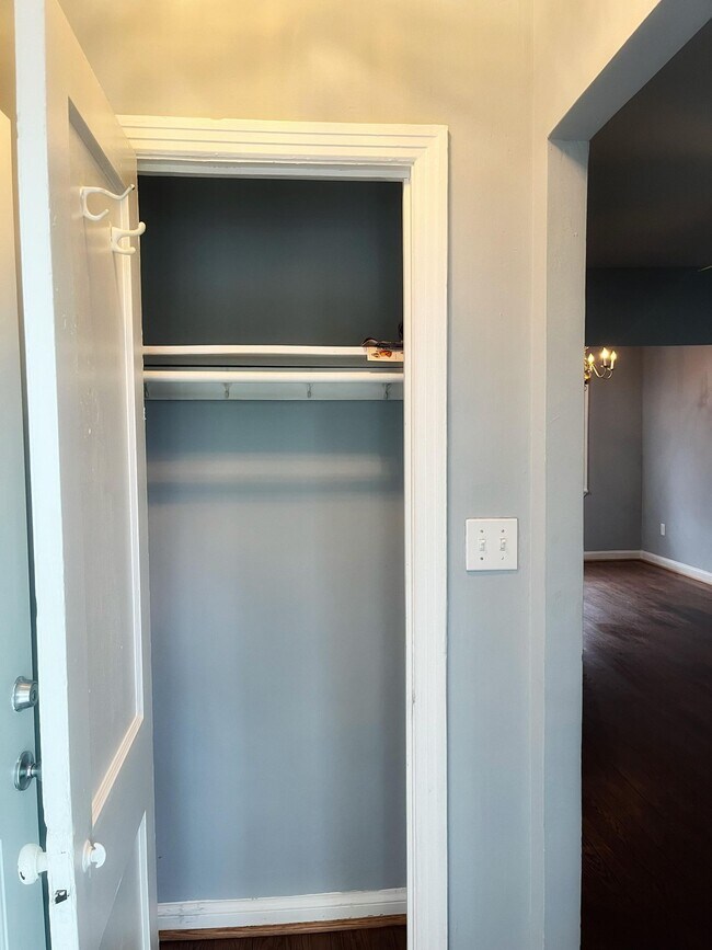 Foto del edificio - 243 34th St NE