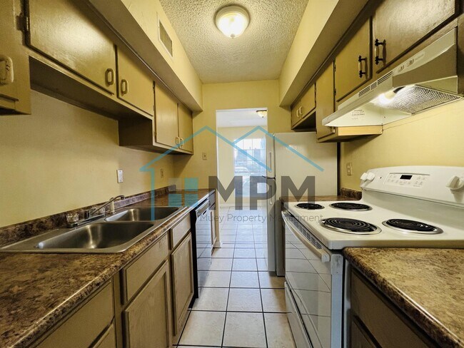 Foto del edificio - 117 Jennifer Ln