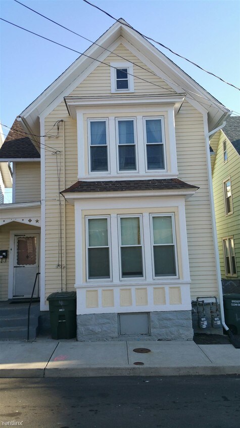 Primary Photo - 2 br, 1 bath Duplex - 4 Armstrong Pl
