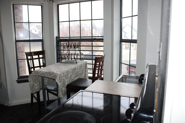 Foto del edificio - Charming 1BR with 2 Lofts House in Aurora