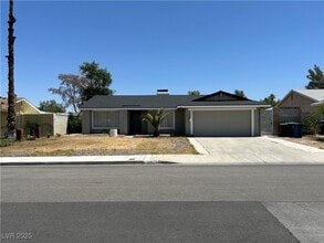 Building Photo - 5396 Chestnut St