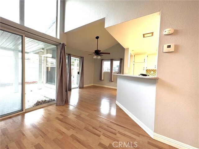 Foto del edificio - 6752 Bradford Ct