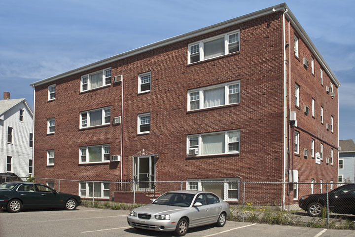 Building Photo - Broadway Apartments