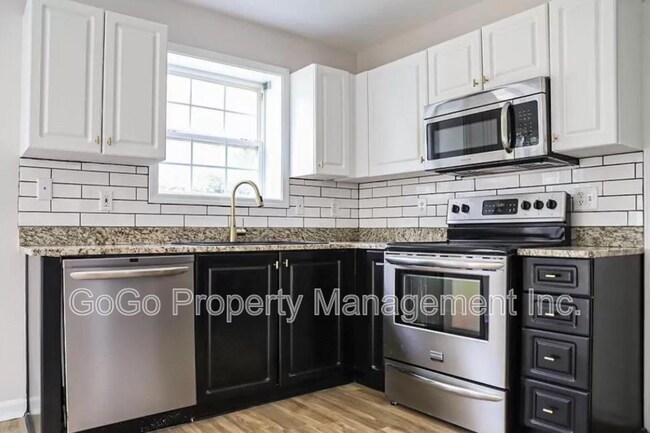 Foto del edificio - 105 Fairview Lake Way