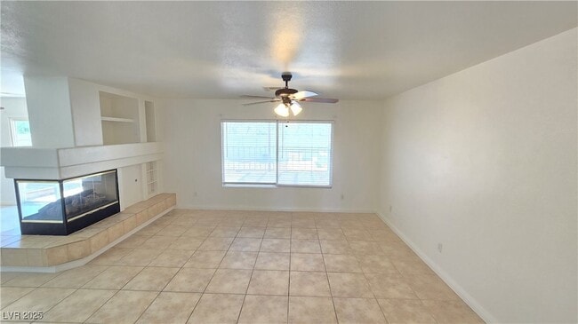 Building Photo - 9791 Sonora Bend Ave