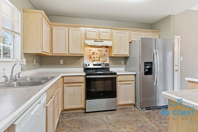 Building Photo - 11352 Fairfield Blvd