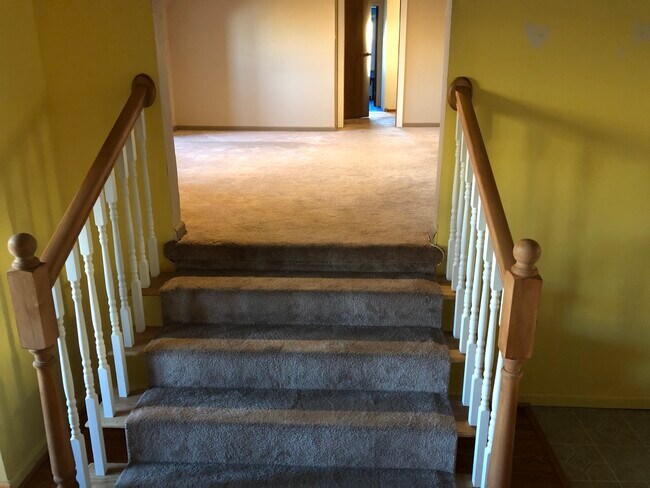 Steps to the living room - 361 Chestnut Ave