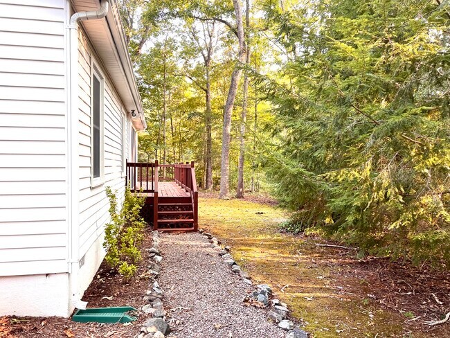 Building Photo - 309 Grenadier Dr