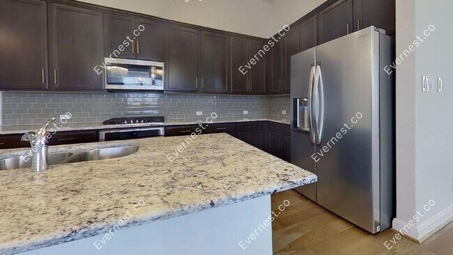 Building Photo - 3801 Eland Dr