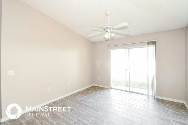Building Photo - 7373 Volley Dr N