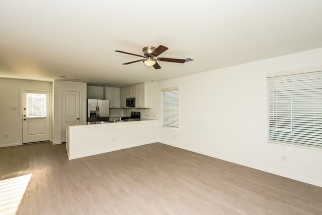 Building Photo - 2217 La Vis Ln