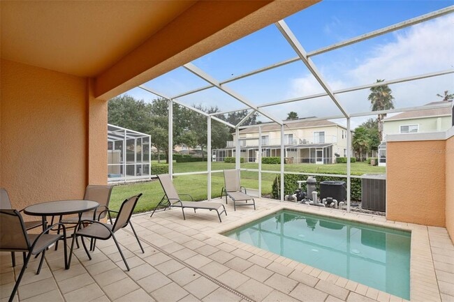 Foto del edificio - 17522 Placidity Ave