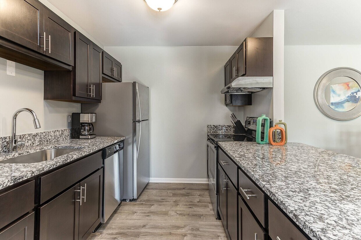 Haven Crystal Lake Apartments 951 Golf Course Crystal Lake, IL