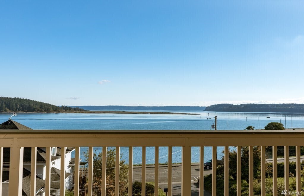Amazing Views - 1199 SE 9th Ave
