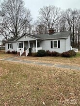 Building Photo - 705 Washington Ln